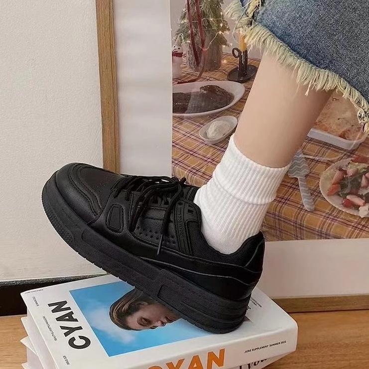

Нишевые дизайнерские кеды женские 2024 весна-осень японские ретро маленькие черные туфли на платформе повседневная модная универсальная спортивная обувь 40 чёрный