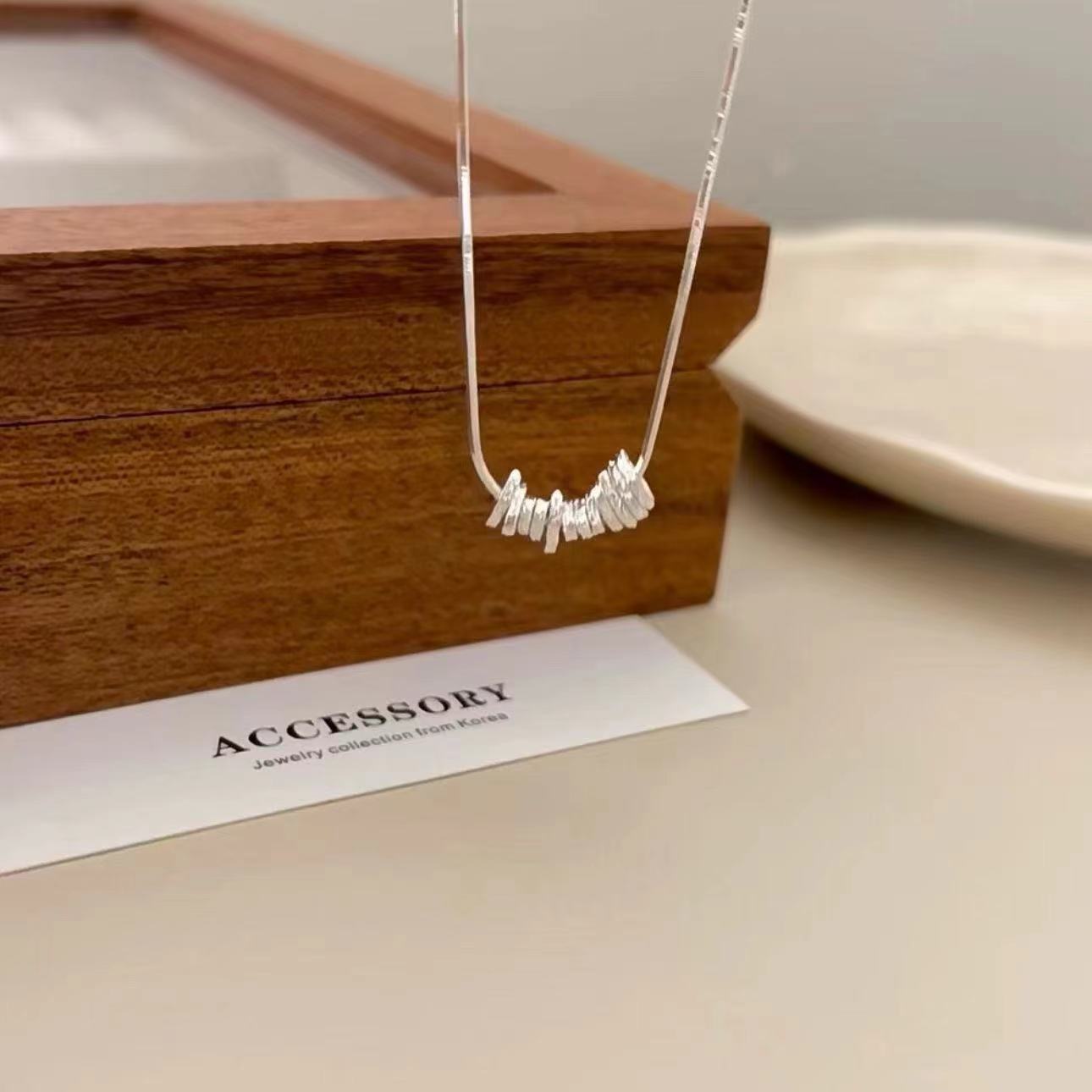 New Silver Textured Broken Silver Necklace for Women, Irregular Simple INS Niche Design, Light Luxury, Elegant and High-End Feel