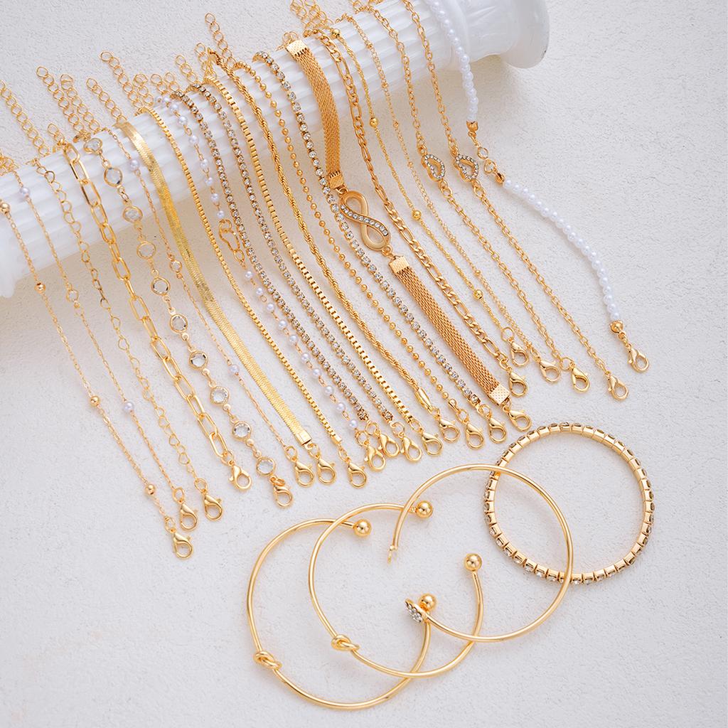 Fashion Minimalist Zircon Bracelet Sets for Women Vintage Elegant Heart Snake Chain Layered Bracelets Birthday Vacation Jewelry