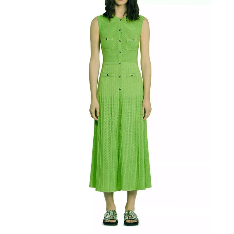 Elegantní francouzské pletené džínové svetrové šaty s krátkým rukávem