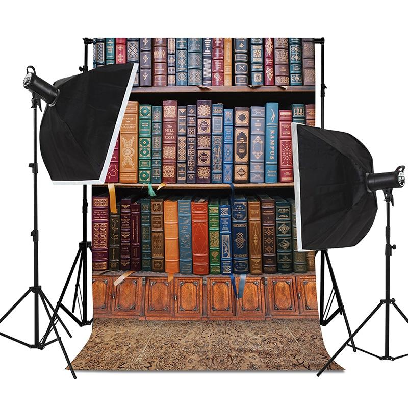 Półka na książki z okazji ukończenia szkoły Motyw ściany z książkami Fotografia Tło Tkanina Zdjęcia artystyczne Zdjęcia z ukończenia studiów Studenckie materiały fotograficzne