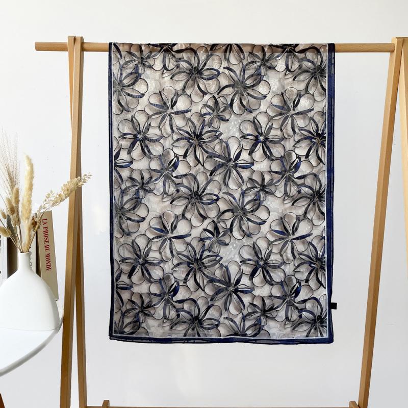 

Длинный шелковый шарф в китайском стиле для женщин, новый стиль, длинный дорожный шарф, атласный ажурный шарф с принтом, шаль, солнцезащитный шарф 180*70cm