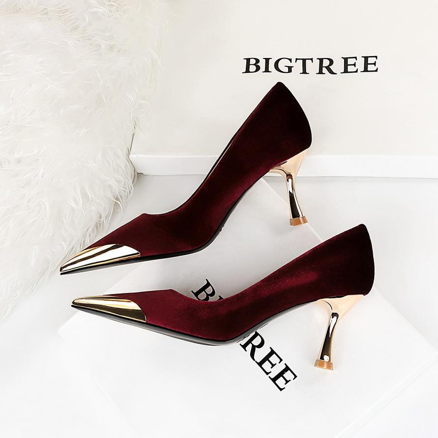 Fashion Women 7 Cm Heels Metal Pointed Women Pumps Fashion Kitten Heels Sexy Party Shoes Women Suede Lady Heels Luxury Wedding Shoes
