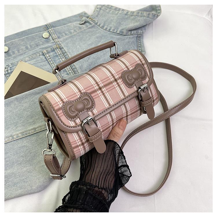Korean ins small bag women 2025 new retro plaid portable pillow bag niche texture commuter messenger bag