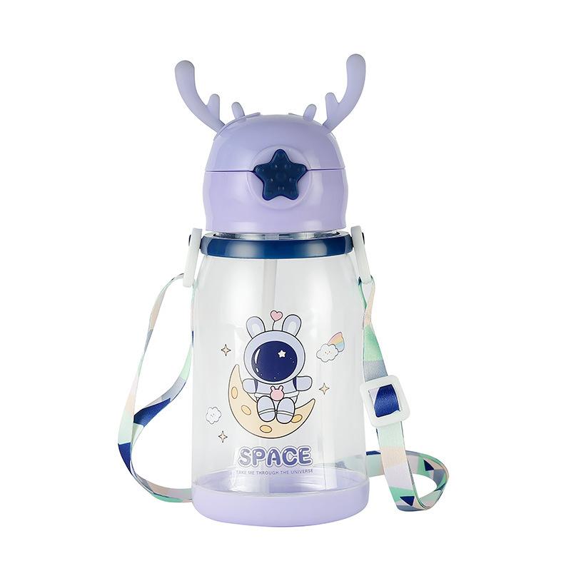 Cartoon Reindeer Antler Plastic Cup With Handle And Straw Large Capacity Student Gift Water Bottle For Kids KTY