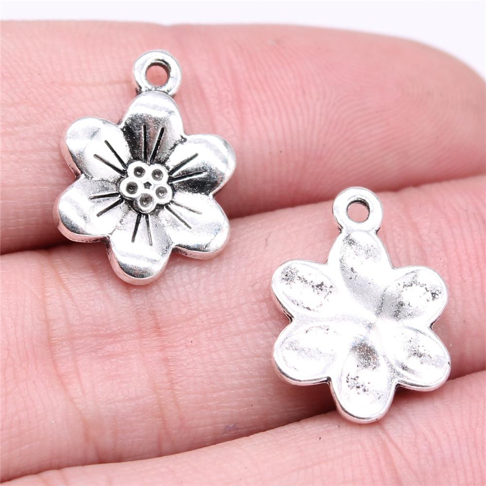 20 Stück Blumenanhänger Antiksilberfarbe Sonnenblumenanhänger Schmuck DIY Gänseblümchen-Anhänger Für Armbandherstellung