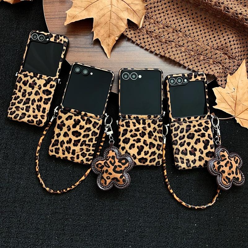 Leather Leopard Print For Magnetic Phone Case For Samsung Galaxy Z Flip 7 6 5 4 Flip7 FE W23 W24 Flip Cases with Hand Rope Cute Cases Magsafe