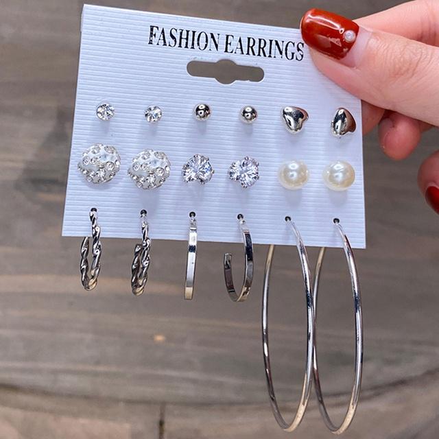 IF ME Fashion Butterfly Gold Earring Set Retro Pearl Pendant Stud Earrings Women Jewelry Accessories