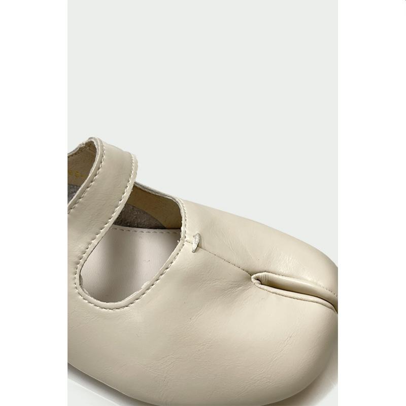 Fashion IPPEUM Tabis Toe Mary Janes Black PU Leather  Round Heels Split Toe Flats Ballet Shoes