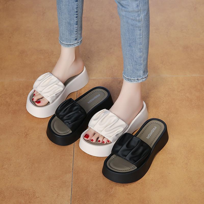 Soft-soled Slippers Women's Summer Outer Wear 2025 New Comfortable One-word Versatile Casual Pregnant Women Cool Slippers