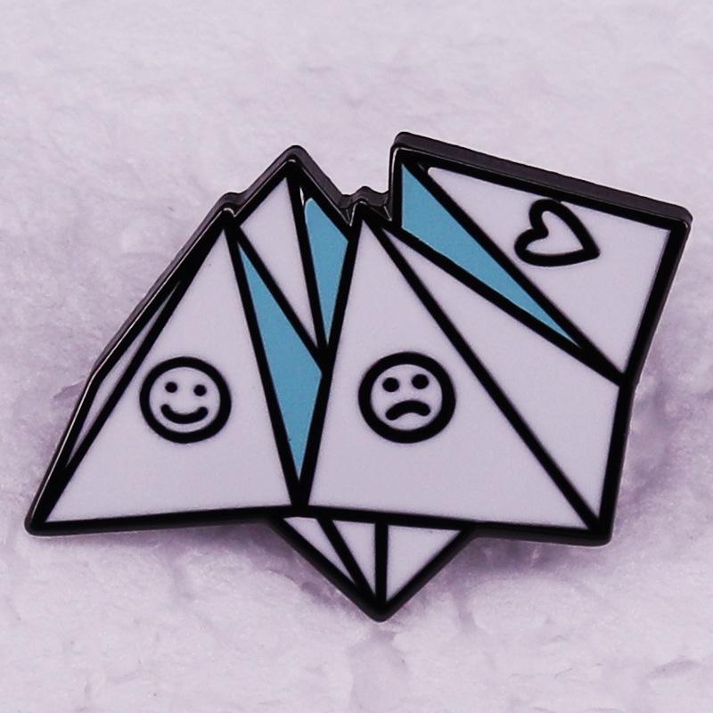 Retro Origami Smiley Heart Brooch Badge - Cute Backpack Decoration