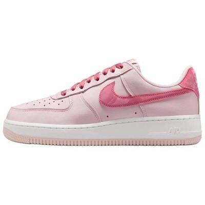 

Женские кроссовки Nike Air Force 1 07 День святого Валентина IO8755-600 36.5