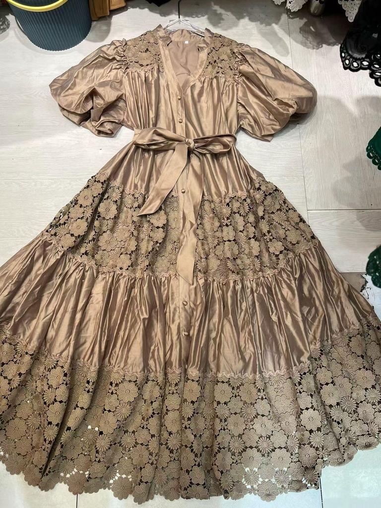 Elegant 2026 French Lace Crochet Patchwork Waist-Cinching Tie Court Style Dress