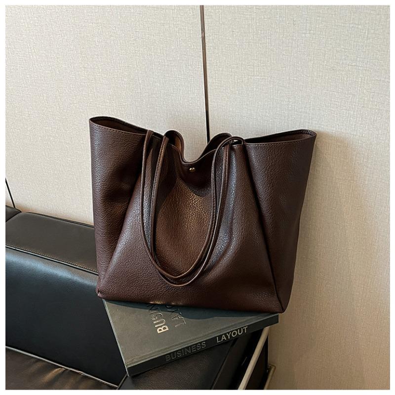 

Simple soft leather women s shoulder bag versatile solid color large capacity armpit bag travel storage bag