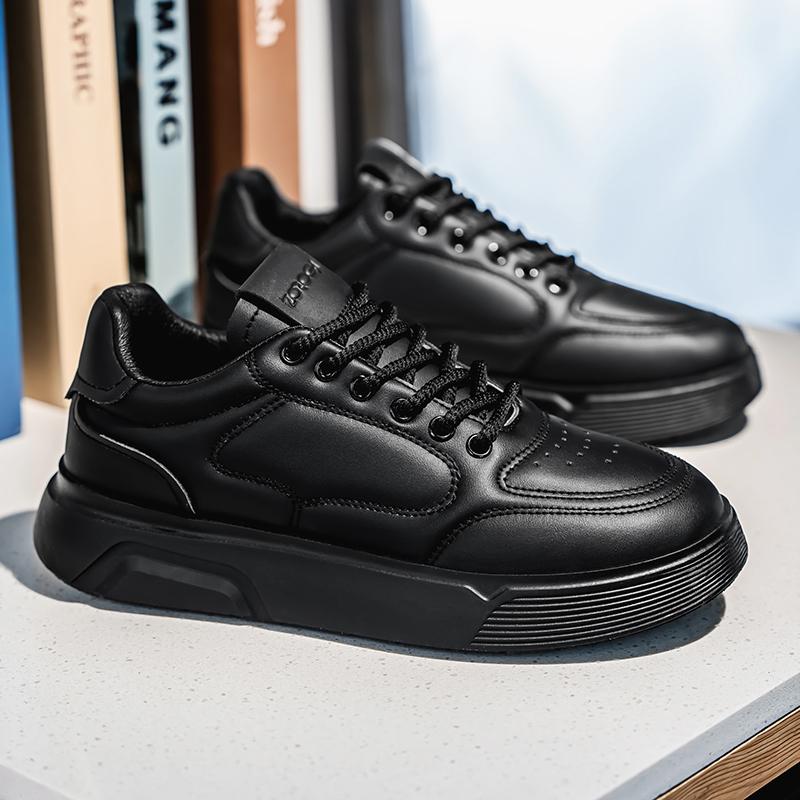 Fashion White Casual Sneakers Men's Street Skateboard Shoes Classic Thick Sole Walking Sneakers Men Comfort Outdoor Trendy Shoes