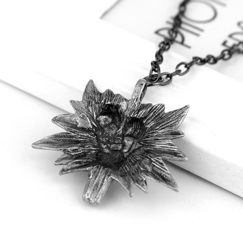 Witcher 3 Wolf Head Men's Alloy Pendant Necklace - Trendy Gaming Accessory