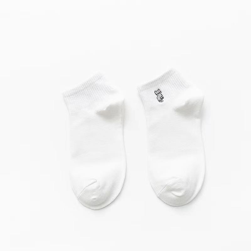 10 Pairs Women Embroidered Animal Cotton Socks Cute Cartoon Patterns Soft Comfortable Sweat Absorbing Breathable Casual Socks