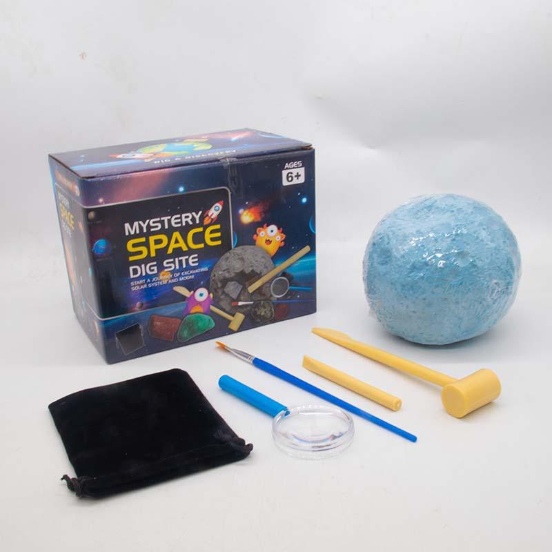 Astronaut Exploration Archaeological Dig Toy for Kids: Unearth Gems, Minerals, & Treasures from Earth, Moon, & Mars in a Surprise Blind Box!