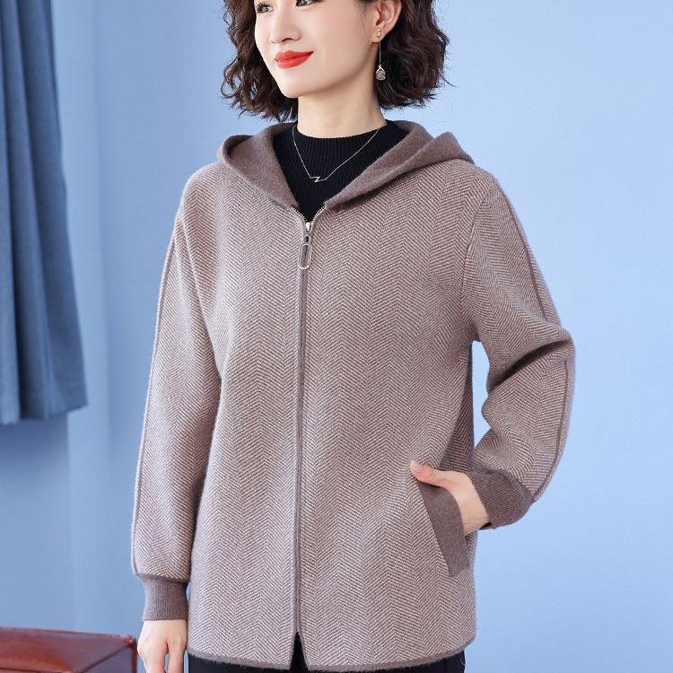 Módní pletený kardigan s kapucí 2025 pro středněvěké a starší ženy - Podzim/Zima