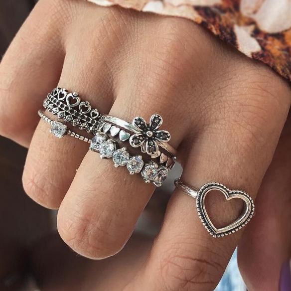 

4pcs/set Antique Silver Color Vintage Bohemia Ring Set Rose Flower Rings for Women Charm Bohemia Floral Knuckle Ring