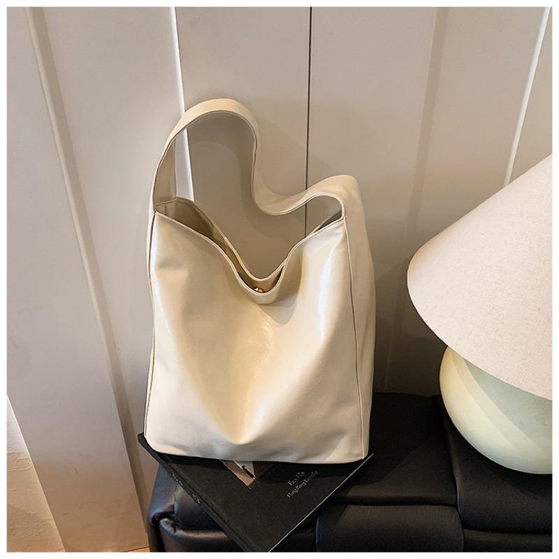 Large-capacity Underarm Women's New Fashionable and Simple Portable Shoulder Bag, Commuting To Work, Versatile Tote Bag