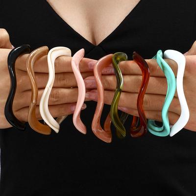 Bracelet design vague irrégulière matériau acrylique couleur mélangée bijoux haut de gamme main