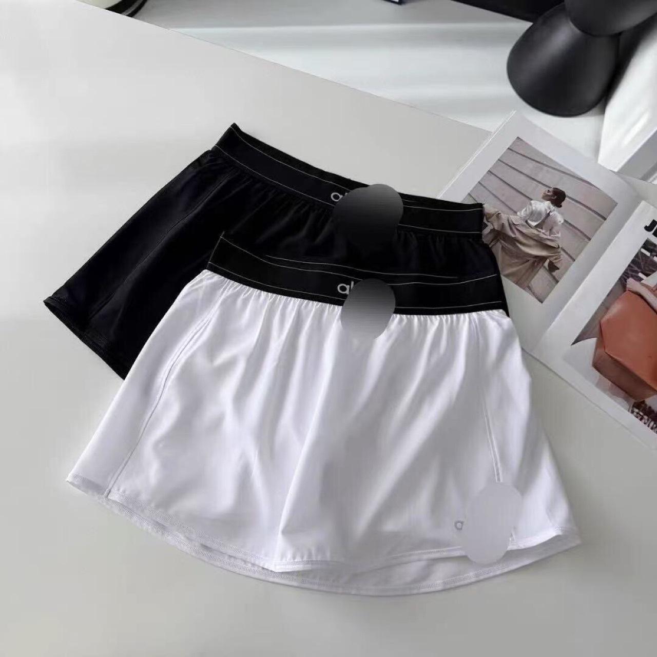 Women s Quick-Dry Breathable Two-in-One Sports Skirt for Yoga & Outdoors L белый