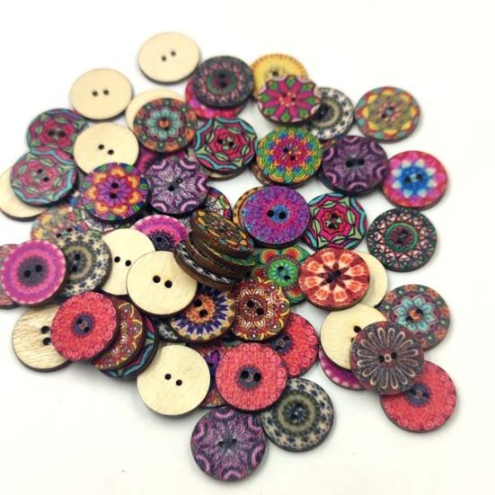 100Pcs Bohemian Style Retro Pattern Round Shape Wooden Buttons Clothing Decor