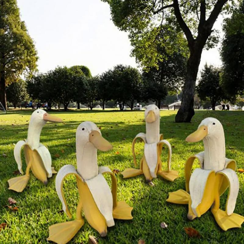 Banana Duck Creative Garden Decor Sculptures Yard Vintage Gardening Decor Art Whimsical Peeled Banana Duck Home Statues Crafts