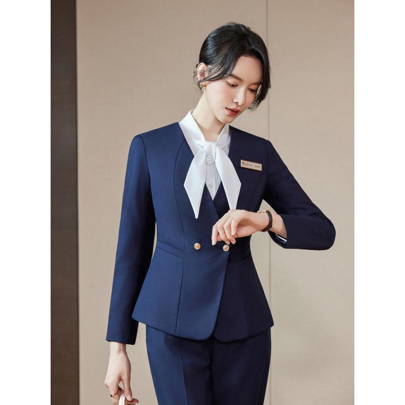 Deluxe Women's Autumn/Winter Suit Set: Professional Uniform for Hotel & Catering Staff
