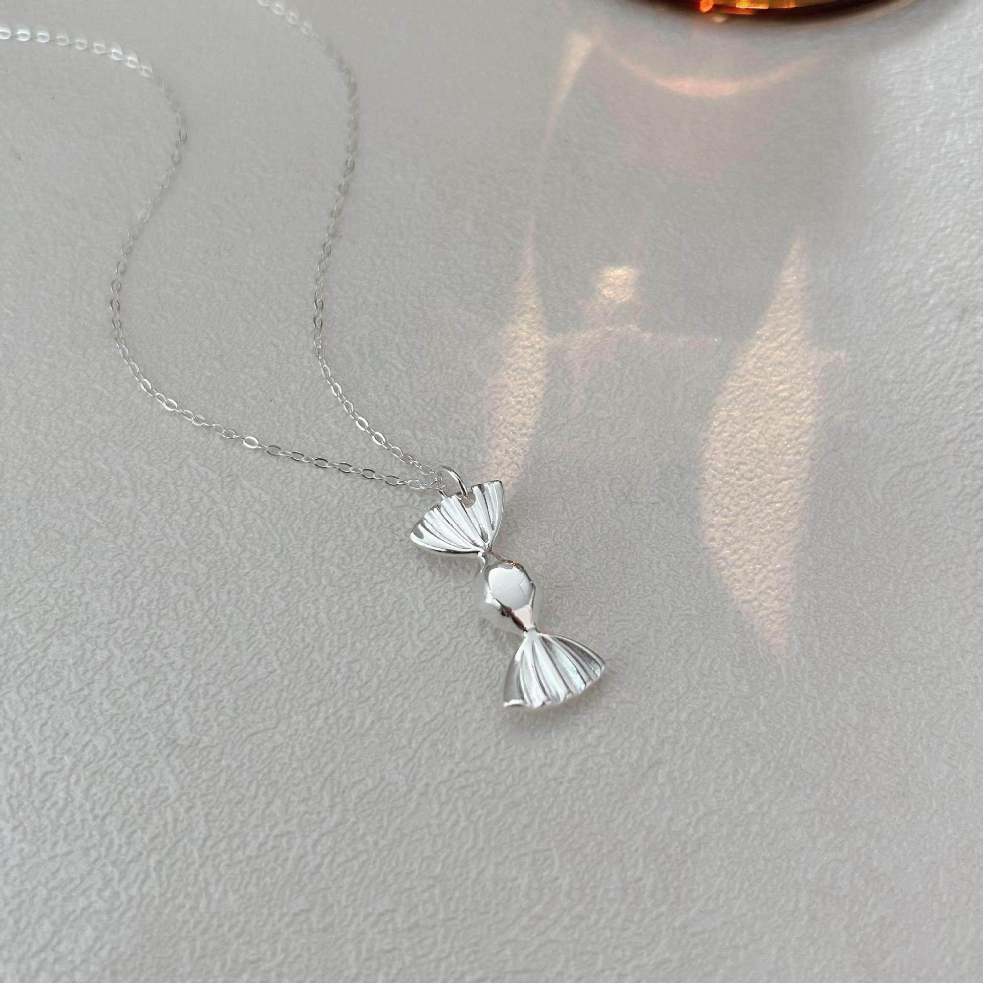 White Copper-Plated Silver Pendant Clavicle Necklace: Women s Light Luxury Niche Design, 2026 New Style.