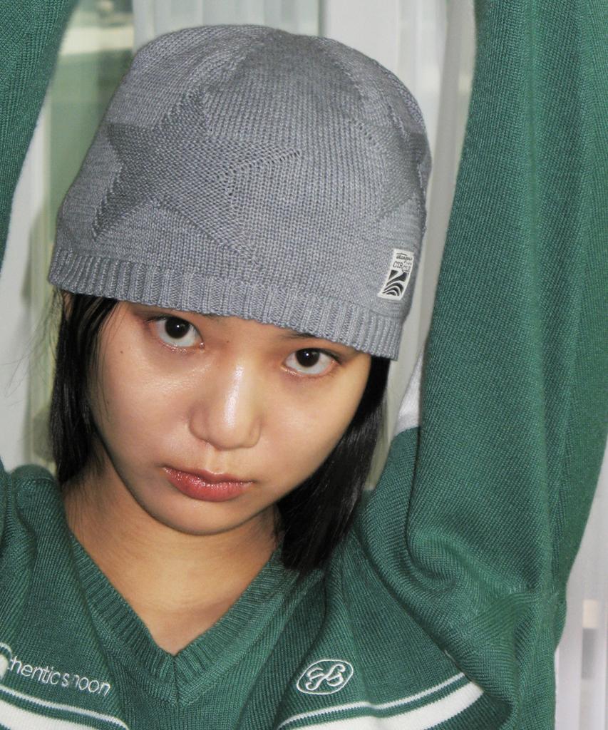 SINOON Jacquard Star Beanie (Grey)