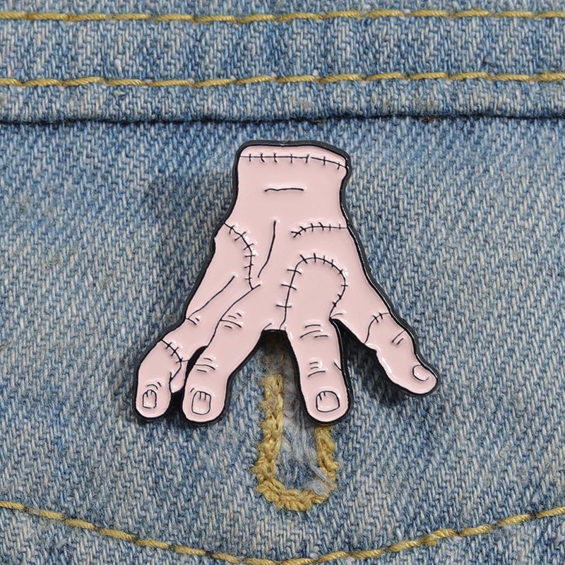 Terror Fantasy Emaille-Brosche, Punk-Stil Anstecknadel, Personalisierte Brosche für Freunde, Kreatives Schmuckgeschenk