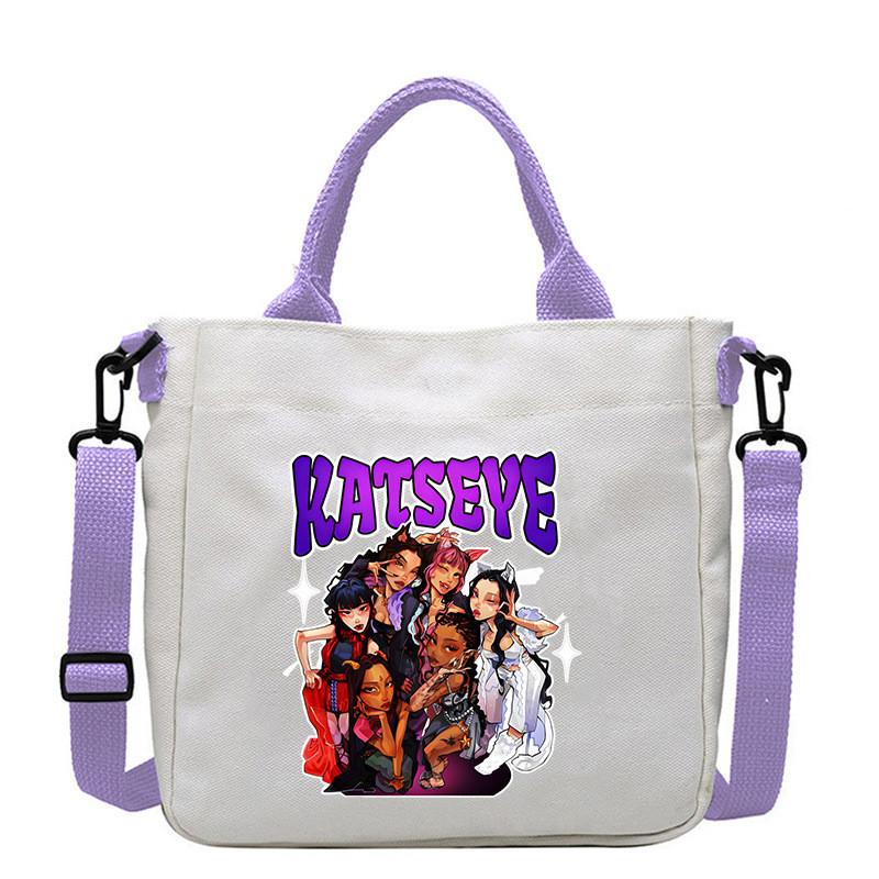 Unique Apparel KATSEYE Groep Kpop Bedrukte Crossbody Tas Casual Canvas Schoudertassen 23 x 23 x 5CM white