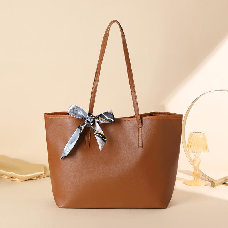 Litchi Grain Shoulder Tote: 2026 Fashionable Large-Capacity Solid Color with Scarf Decor for Women