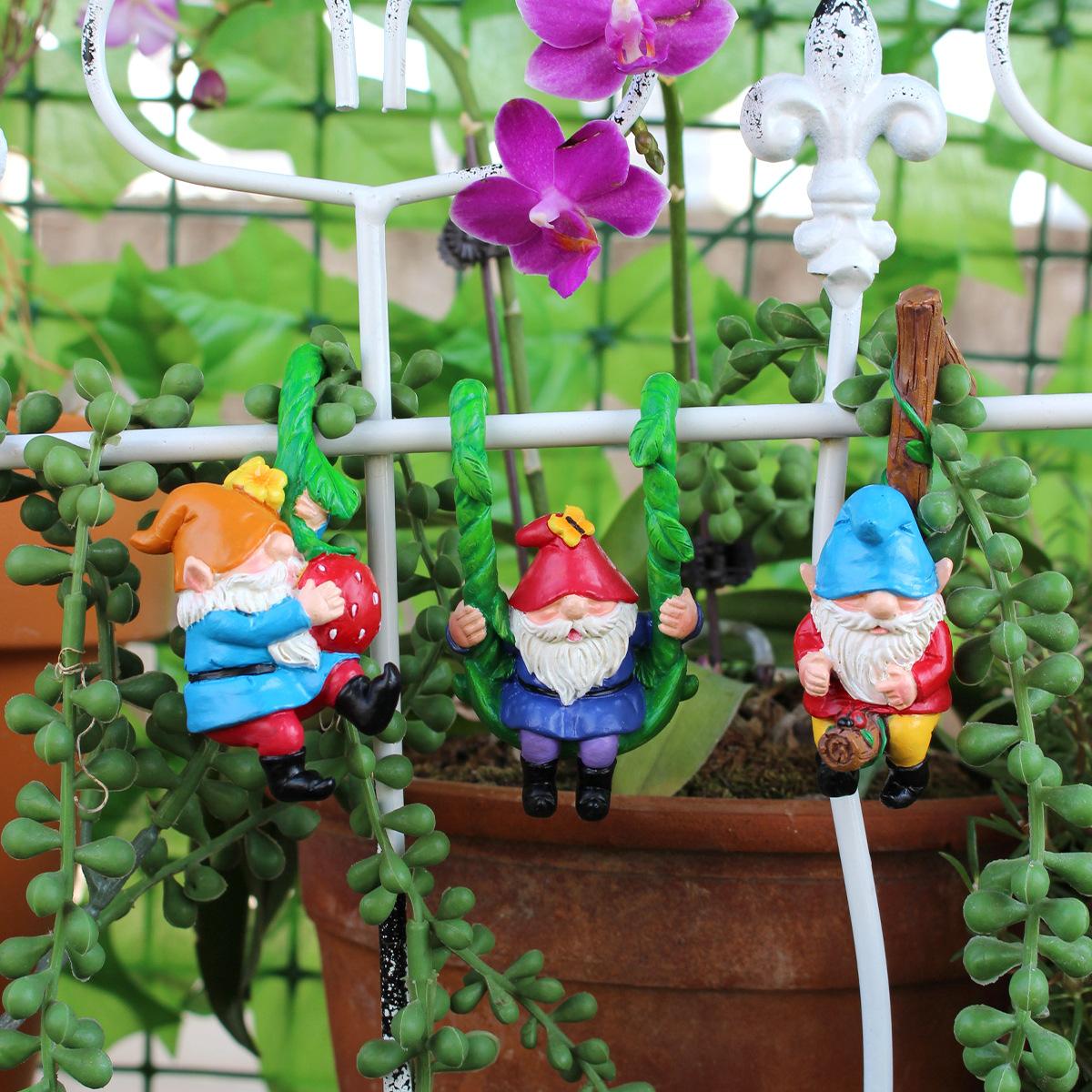 

3Pc Resin Climbing Dwarf Statue, Creative Dwarf Decoration, Terrace, Courtyard, Flower Pot Decoration