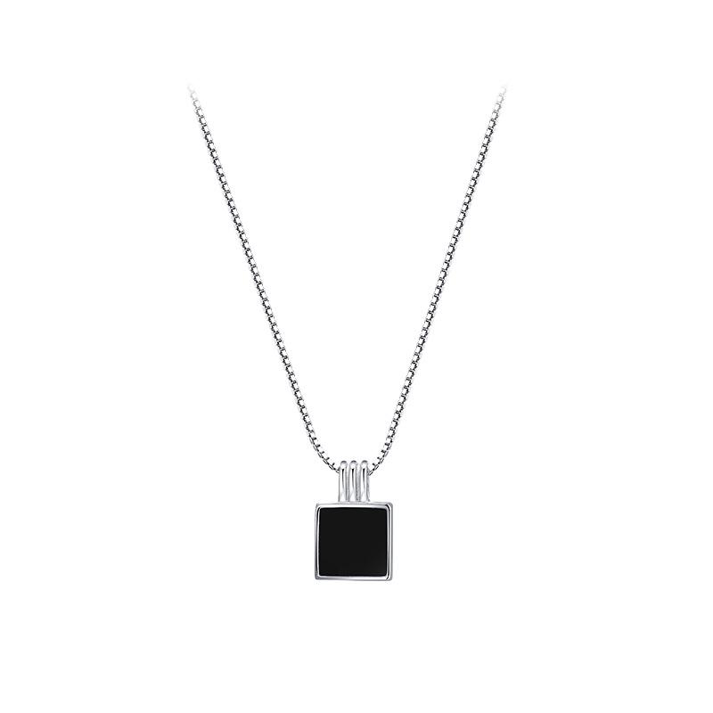 Collier Carré Noir en Argent Sterling: Chaîne clavicule design niche élégant, style froid 2022.