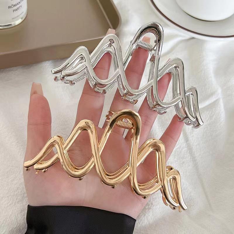 Elegant Geometric Wave Gold Silver Color Hair Claw Clip for Women Metal Large Hair Crab Clamp Hairgrip Korean Hair Accessories Headwear