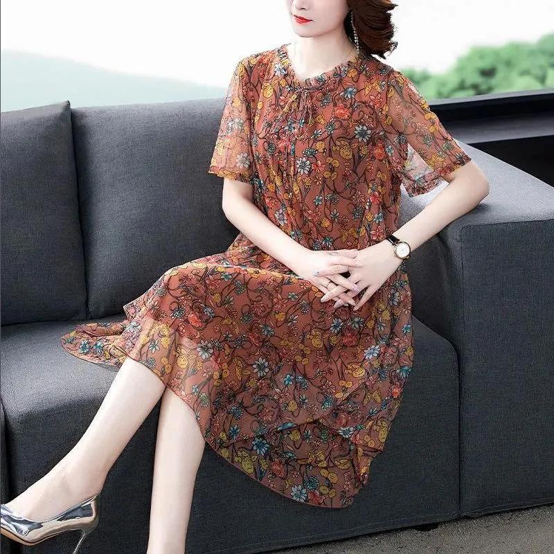 Women's Oversized Dress Printing Round Neck Short Sleeved Loose Mesh Dress Mid Length Simple Commuting Summer