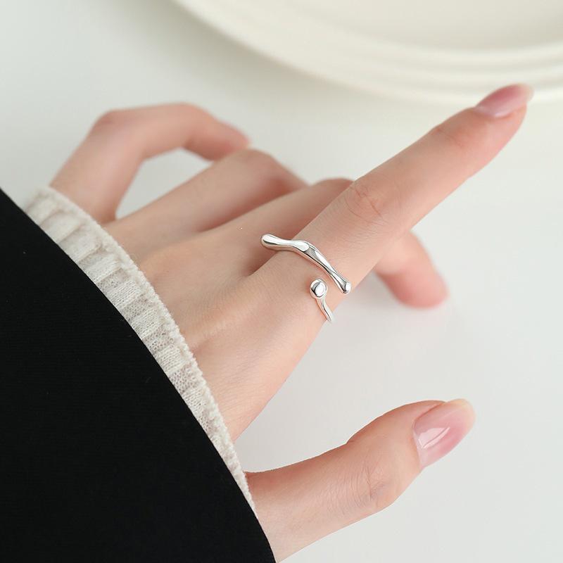 Geometric 925 Silver Irregular Band Ring for Women - Niche Design, Light Luxury, Open Index or Tail Finger Ring