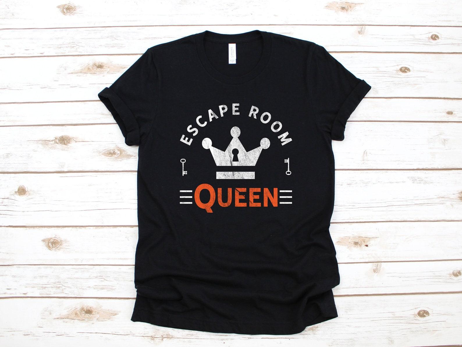 Escape Room Queen T-Shirt, Funny Escape Rooms Shirt, Womens Tee, Tank Top, T-shirt, T-shirt,T-shirt 4XL