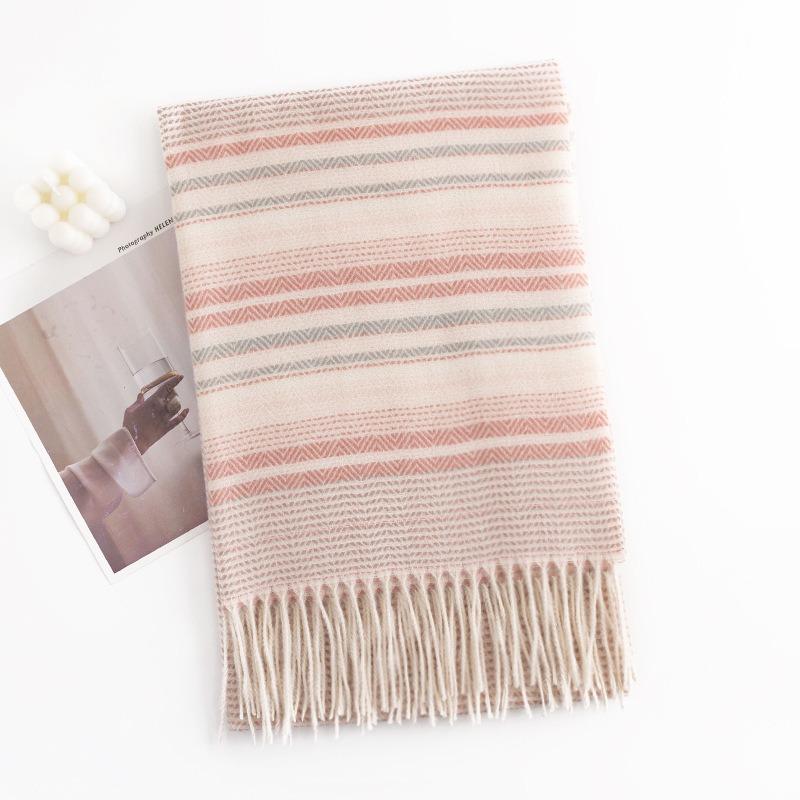 Small fresh and sweet scarf Female elegance temperament imitation cashmere scarf Simple fashion scarf Shawl