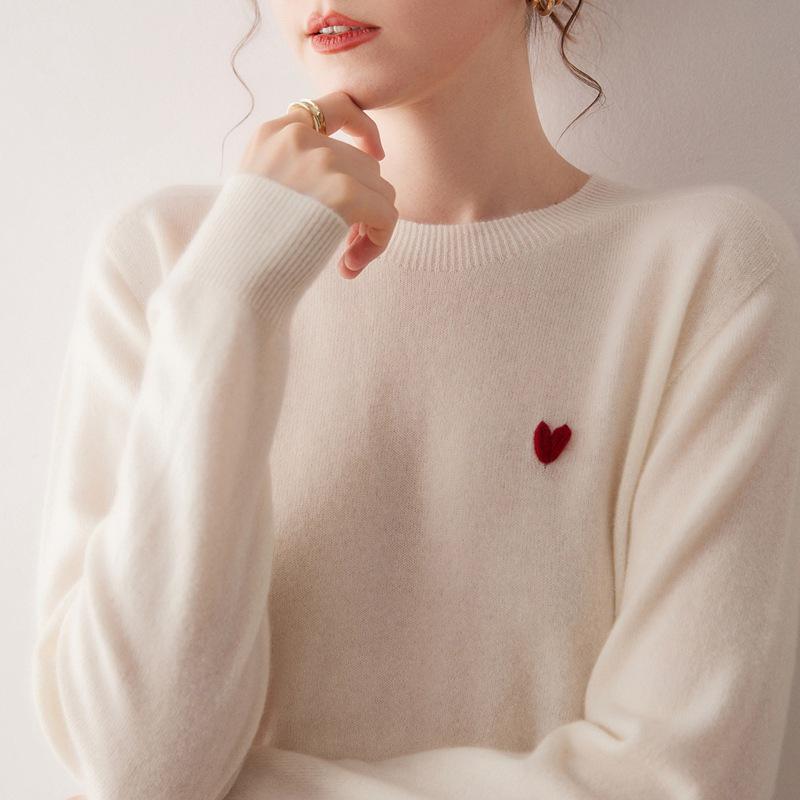 Women's 2025 Round Neck Embroidered Heart Cashmere Sweater - Gentle, Fashionable & Versatile