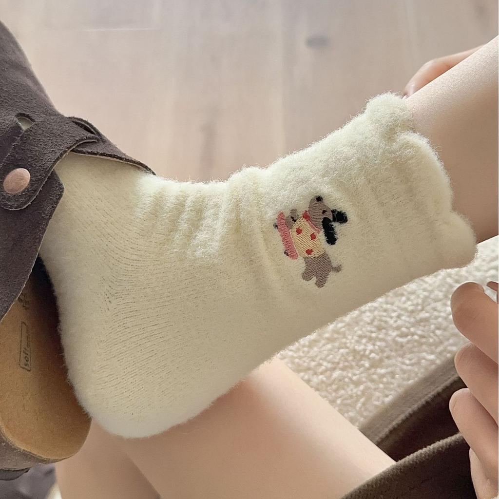 Urocze i Zabawne Skarpety z Haftowanym Jamnikiem Miękkie Pogrubione i Welurowe Ciepłe Australijski Welur Skarpety do Układania Dzieci