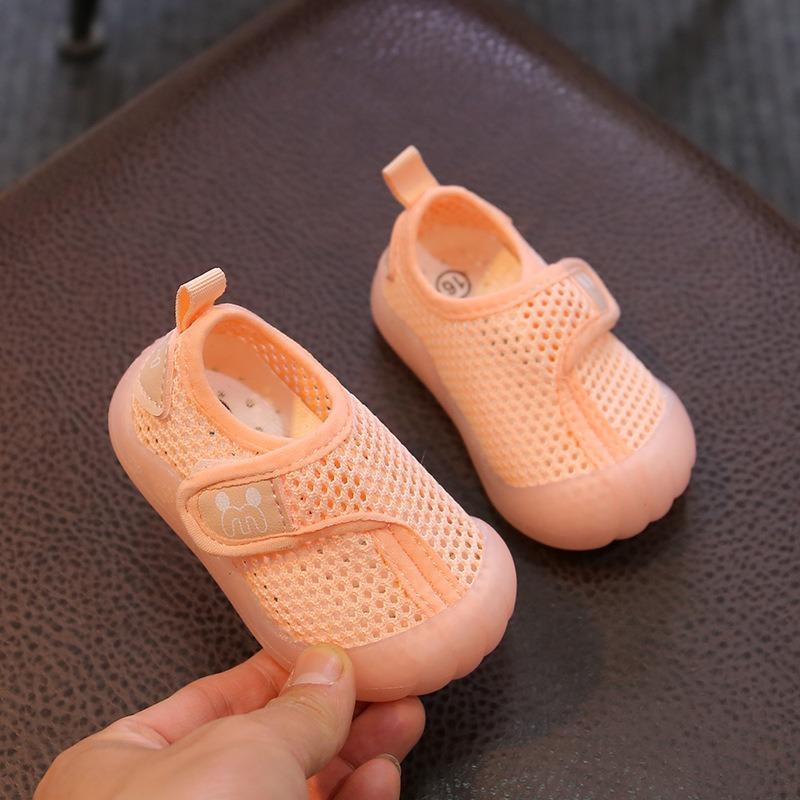 Erste Laufschuhe für Kleinkinder für Jungen & Mädchen, atmungsaktive Sportschuhe aus Mesh mit weichen Sohlen, leichte Sneaker für Babys & Kleinkinder