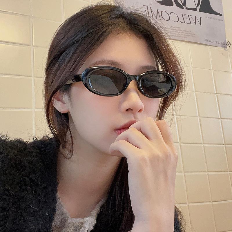 Versatile Bag Women's Oval Shape Sun Glasses Vintage Retro Uv400 Protection Men's Sunglasses High Quality Sunglass