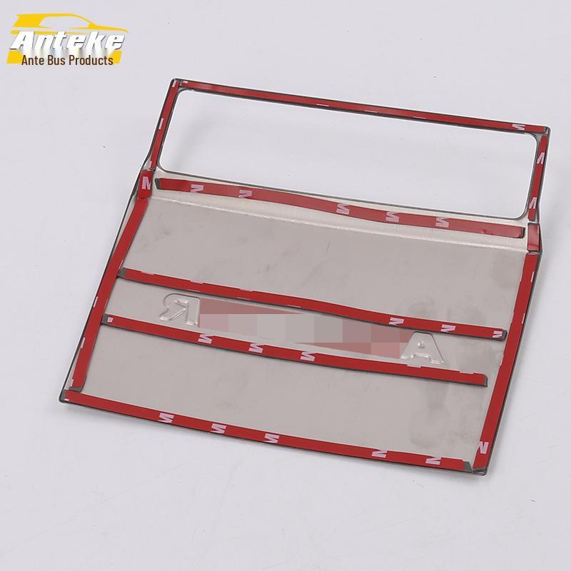 Port USB et Garniture d'Allume-Cigare de Rang Arrière pour 18 URV