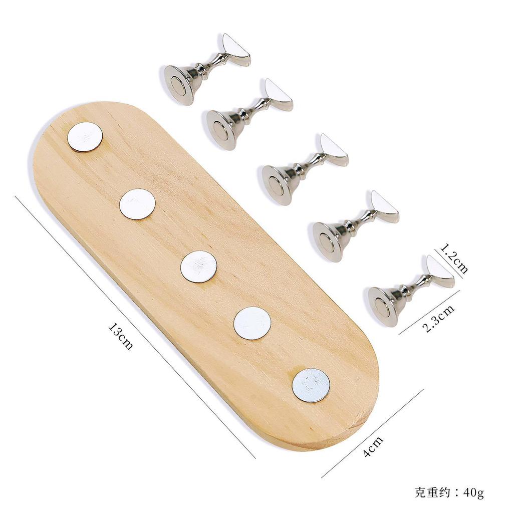 Base de pratique de manucure japonaise Log Color Nail Plate Holder Style minimaliste Symphony Gold Finger Holder Metal Strong Magnetic