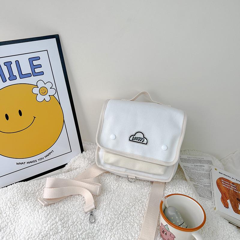 

Stylish Minimalist Children s Backpack For Boys And Girls Lightweight Durable Design Perfect For School And Outdoor Activities білий