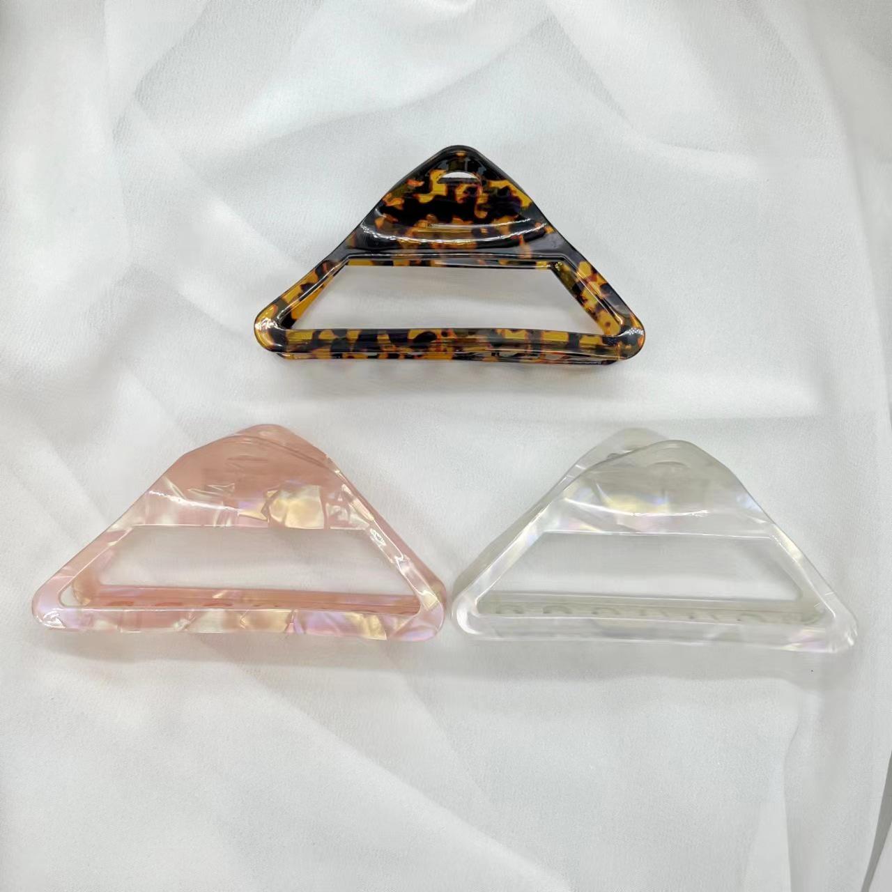 

Korean Influencer Luxury Triangle Hair Clip